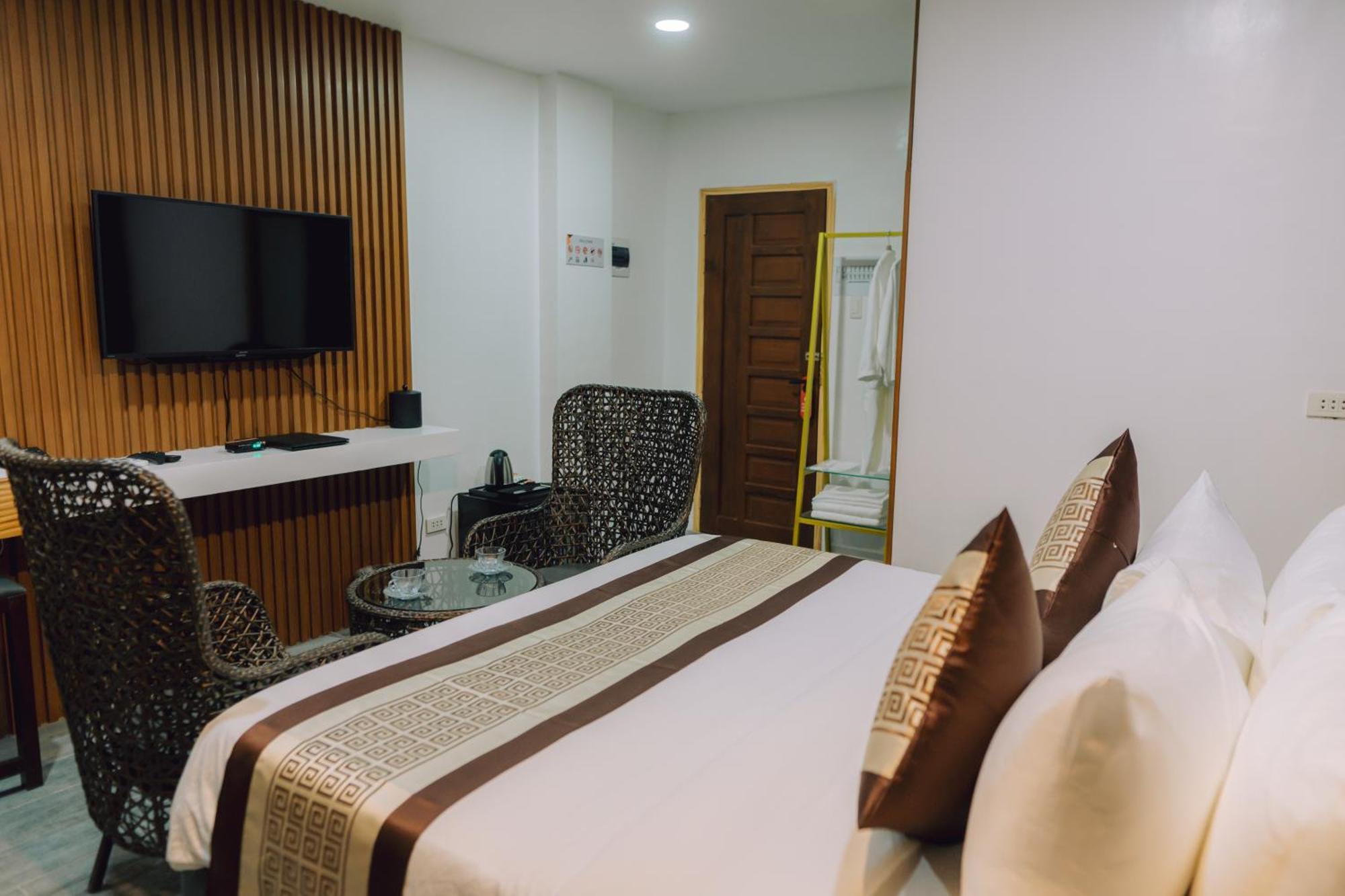 Shine Boutique Hotel Tagum Exterior photo