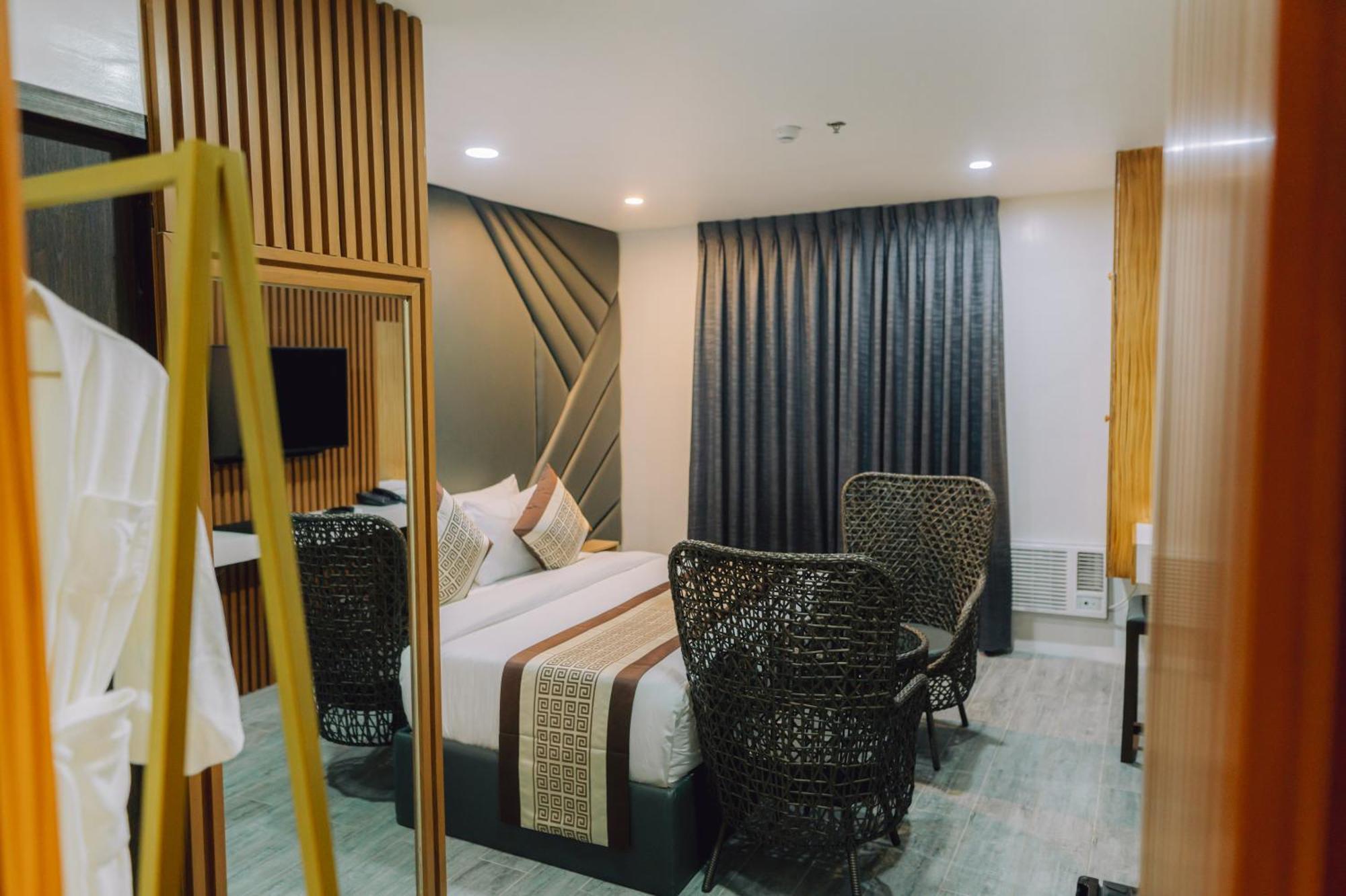 Shine Boutique Hotel Tagum Exterior photo
